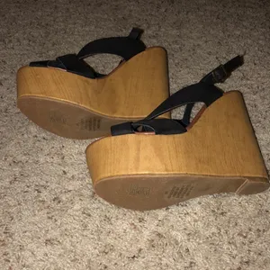 MOVING SALE! NWOB black wedges thumbnail 3