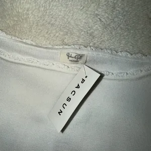 Brandy Melville Sweater Top thumbnail 3