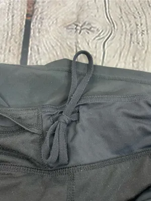 Lululemon Black Skort with shorts drawstring size 6 thumbnail 7
