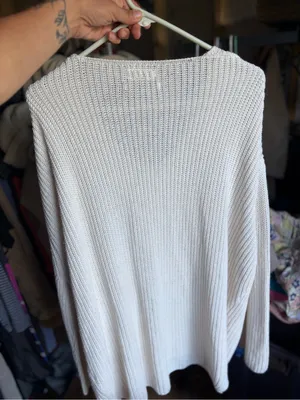 Urban Outfitters Oversized Cream V-Neck Ribbed Knit Sweater XS thumbnail 3