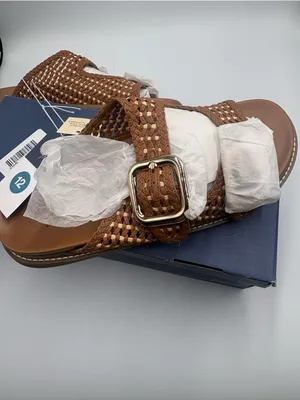 Universal Thread Women’s Size 12 Brown Woven Buckle Slide Sandals Comfort Footbe thumbnail 4