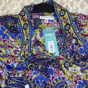 Lightweight short romper with short sleeves and pockets button front paisley NEW thumbnail 1