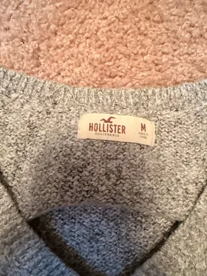 Hollister Gray V-Neck Sweater thumbnail 3