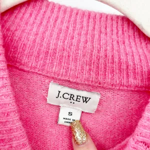 J. Crew Womens Fall Barbiecore Button Extra‎ Soft Yarn Wool Blend Sweater Size S thumbnail 4