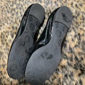 Tory‎ Burch Patent Leather Ballet Flats thumbnail 3