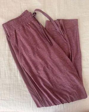 Under Armour Women’s joggers thumbnail 1