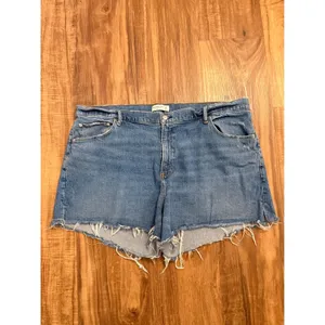 Abercrombie & Fitch The 4" Mom‎ Short High Rise Denim Size 36/22 thumbnail 3