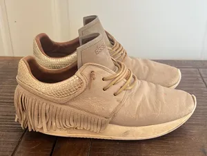 Esseutesse Shoe Size 39 Beige Leather Upper Metallic Foil Fringe Sneakers thumbnail 1