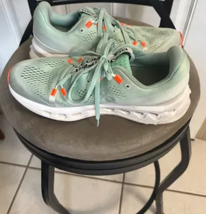 Size 8 On Running Creek-Mint Green Cloudsurfer lace up Round toe Sneakers thumbnail 5