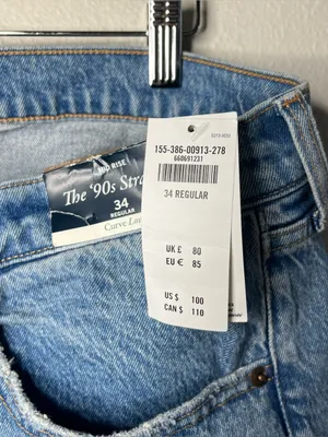 NEW Abercrombie & Fitch Curve Love 90s Straight Mid Rise Cuff Hem Jeans thumbnail 10