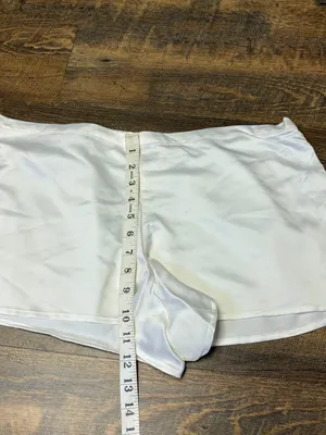 NEW Lauren Ralph Lauren Women’s Large Ivory Flower-Lace Trim Satin Pajama Shorts thumbnail 4