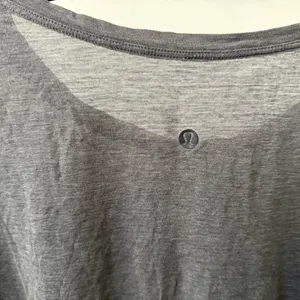 lululemon athletica Gray Women's Top thumbnail 3