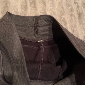 Lululemon Scuba Fleece Joggers Heathered Gray Size 8 (Estimated)‎ 28" Inseam thumbnail 4