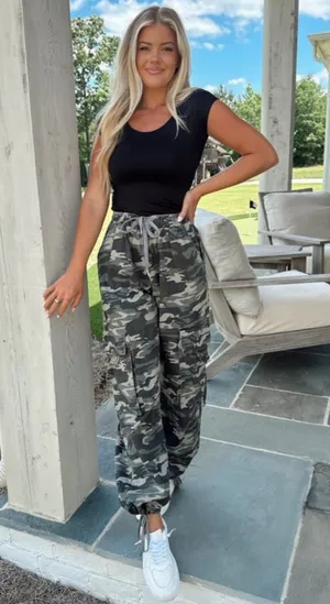 These Three Boutique Black top thumbnail 1