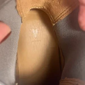 Frye Women 8 Gray Distressed Leather Melissa Chelsea Sneaker Bootie Ankle Boots thumbnail 5