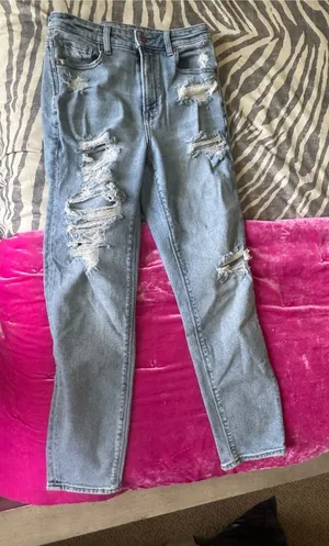 American Eagle Outfitters Light Blue Ripped Boyfriend Jeans thumbnail 1