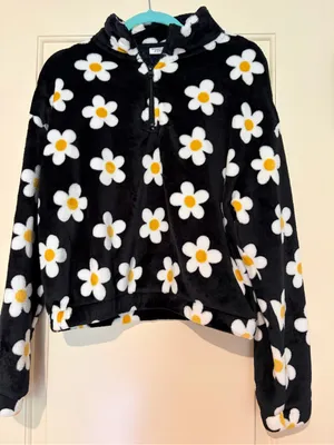 Black Daisy Quarter-Zip Fleece Pullover Size S thumbnail 1