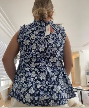 Vineyard Vines Blouse thumbnail 2