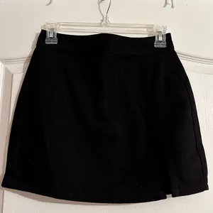 LIONESS Princess Polly Lola skirt in black thumbnail 2