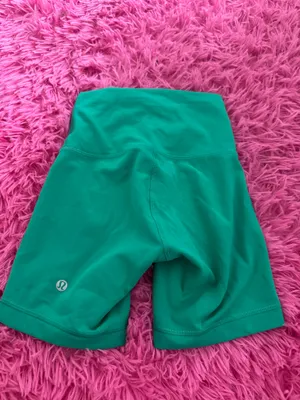 Lululemon Shorts thumbnail 3
