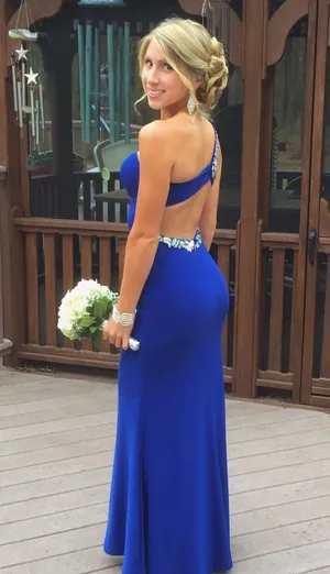 Clarisse Prom dress thumbnail 1