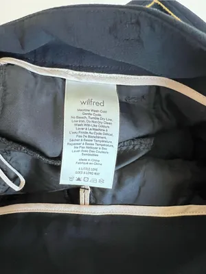 Aritzia Wilfred Women's Jallade Pant Crepe‎ Cropped High Waisted Pants Black thumbnail 8
