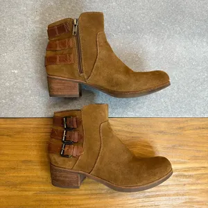 UGG Volta Ankle Brown Suede Booties Size 7 thumbnail 8