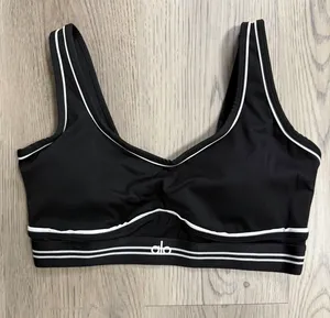 Alo Yoga Airbrush Hearthrob Leggings and Sports Bra Set Size Large thumbnail 2