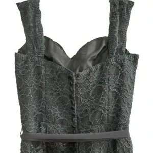 Mori‎ Lee Dark Gray Lace Evening Gown Size 10 Sleeveless V-Neck Short Dress thumbnail 15