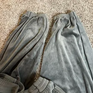 Skims Jogger Pants Gray XL thumbnail 4
