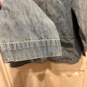 VTG Maurices Womens Large‎ Denim Chore Jacket Blue Cotton Button Front Shacket thumbnail 5