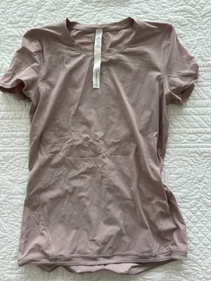 Lululemon Workout Top thumbnail 1