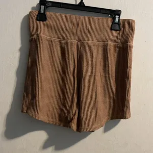 Abercrombie & Fitch Tan High Waist‎ Shorts thumbnail 3