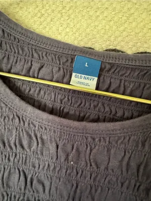 Old Navy Smocked Women’s Navy Puff Sleeve Textured Top thumbnail 2