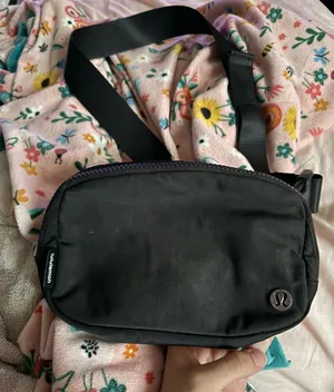 Lululemon belt bag thumbnail 1