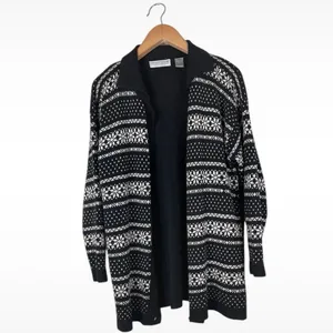 Vintage Carolyn Taylor Women’s Medium Black Cardigan Heart Floral Cottagecore thumbnail 2