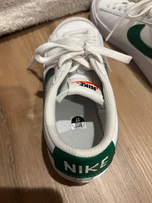 Nike shoes thumbnail 6