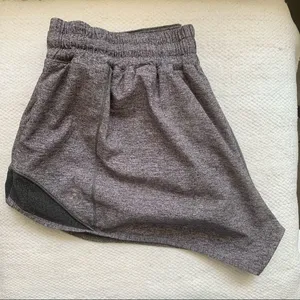 Lululemon Hotty hot Short thumbnail 1