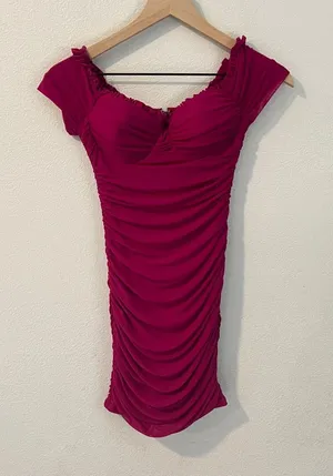Privy Mesh Ruched Off The Shoulders Sweetheart‎ Mini Dress In Berry Size S thumbnail 1