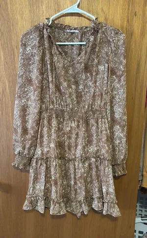 Boutique Fashion Dress thumbnail 1