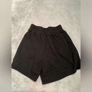 Varley High Waist Black Women's Shorts thumbnail 6