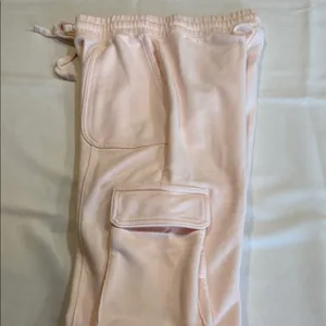 Fabletics Light Pink Cargo Pants Size Small EUC thumbnail 7