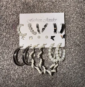 Fashion Jewelry Boutique thumbnail 1