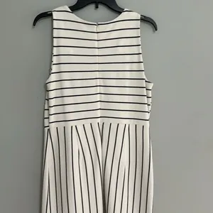 Ann Taylor striped knit sheath dress size 10 thumbnail 8