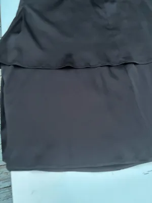Size medium satin skirt Black thumbnail 2