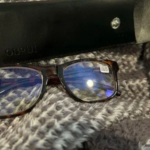 Blue light Blocking Glasses +2.00 with cover thumbnail 4