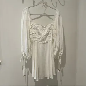 Hello Molly White Dress thumbnail 7