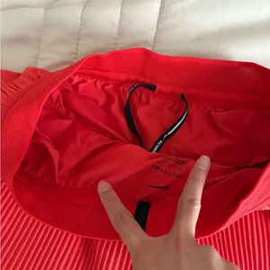 Nike Women's Crimson Red Aeroswift Shorts thumbnail 4