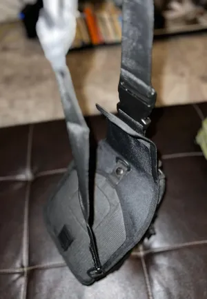Tactical Sling Carry Tote. Black thumbnail 8