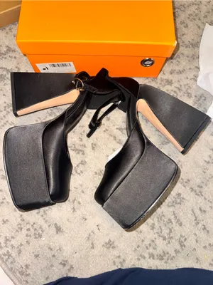 Black Satin Mary Jane ankle strap platform heels new in box size 37 (7) thumbnail 5